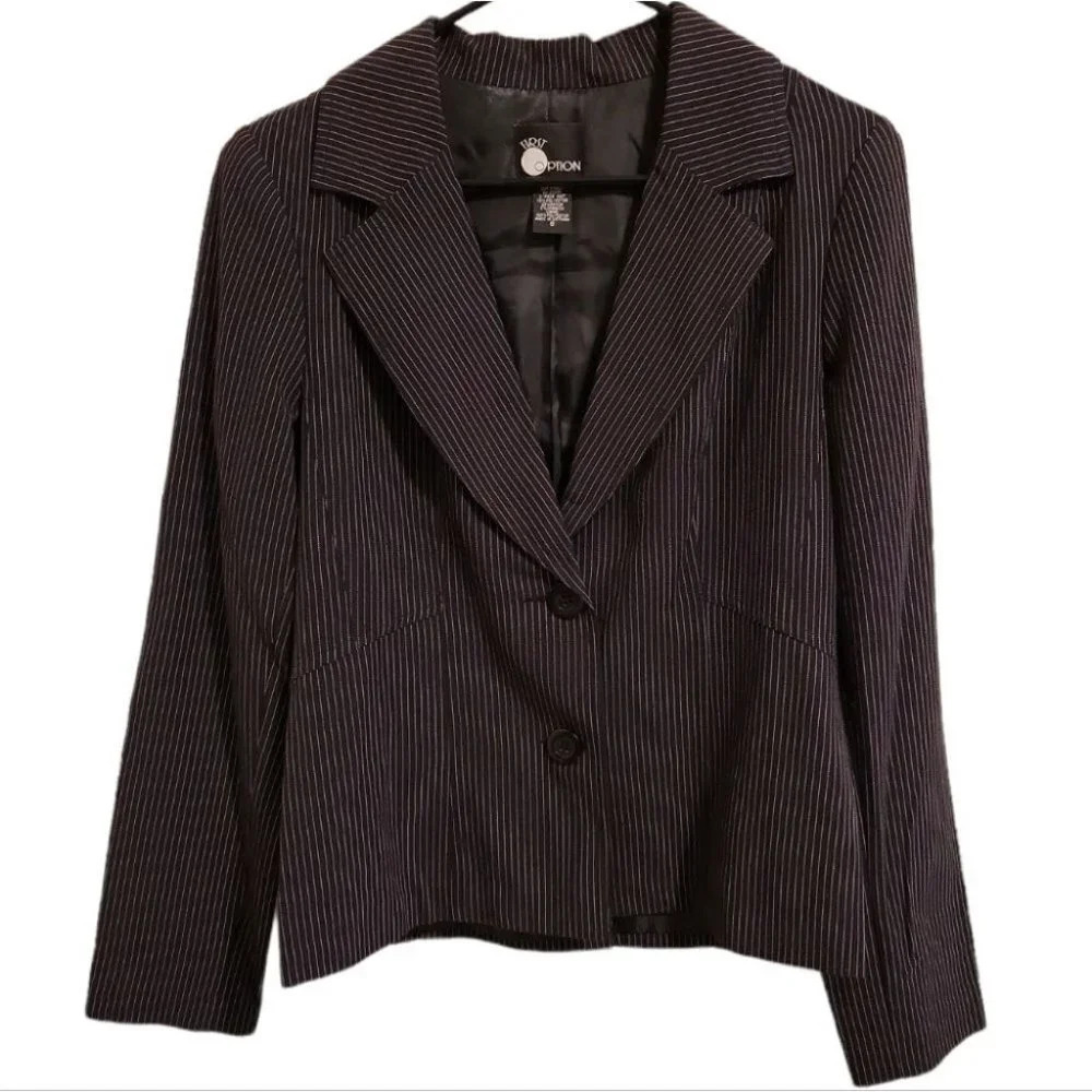 First Option Women's Striped Blazer (Size 8)